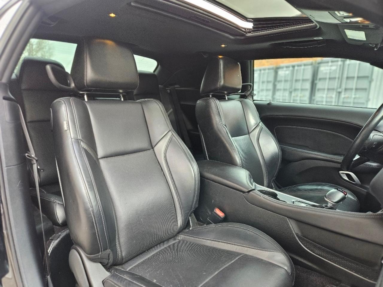 2018 Dodge Challenger SXT PLUS-LEATHER-SUNROOF-LOADED-CLEAN CARFAX Photo