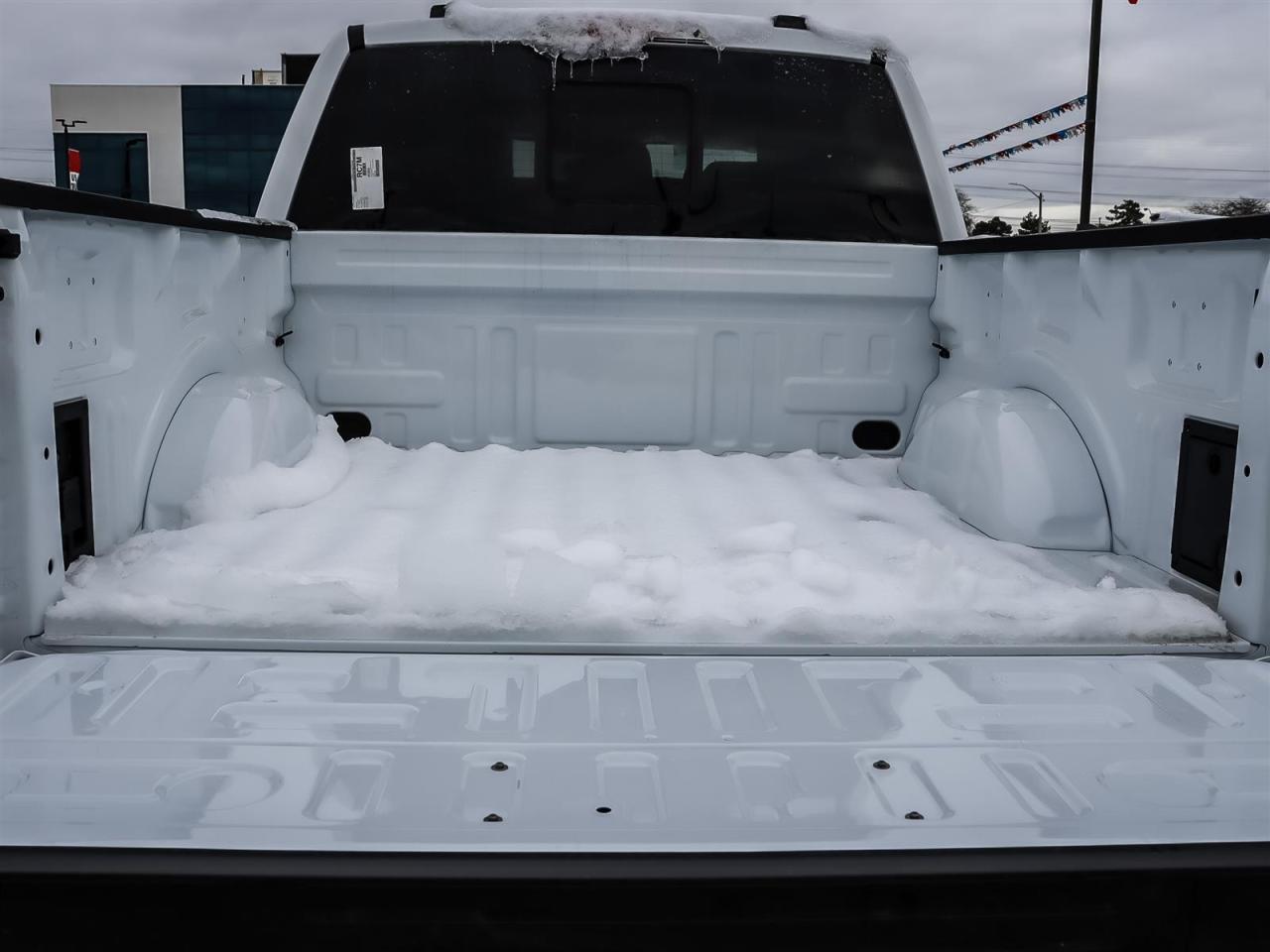 2025 Ford F-150 Lariat Photo