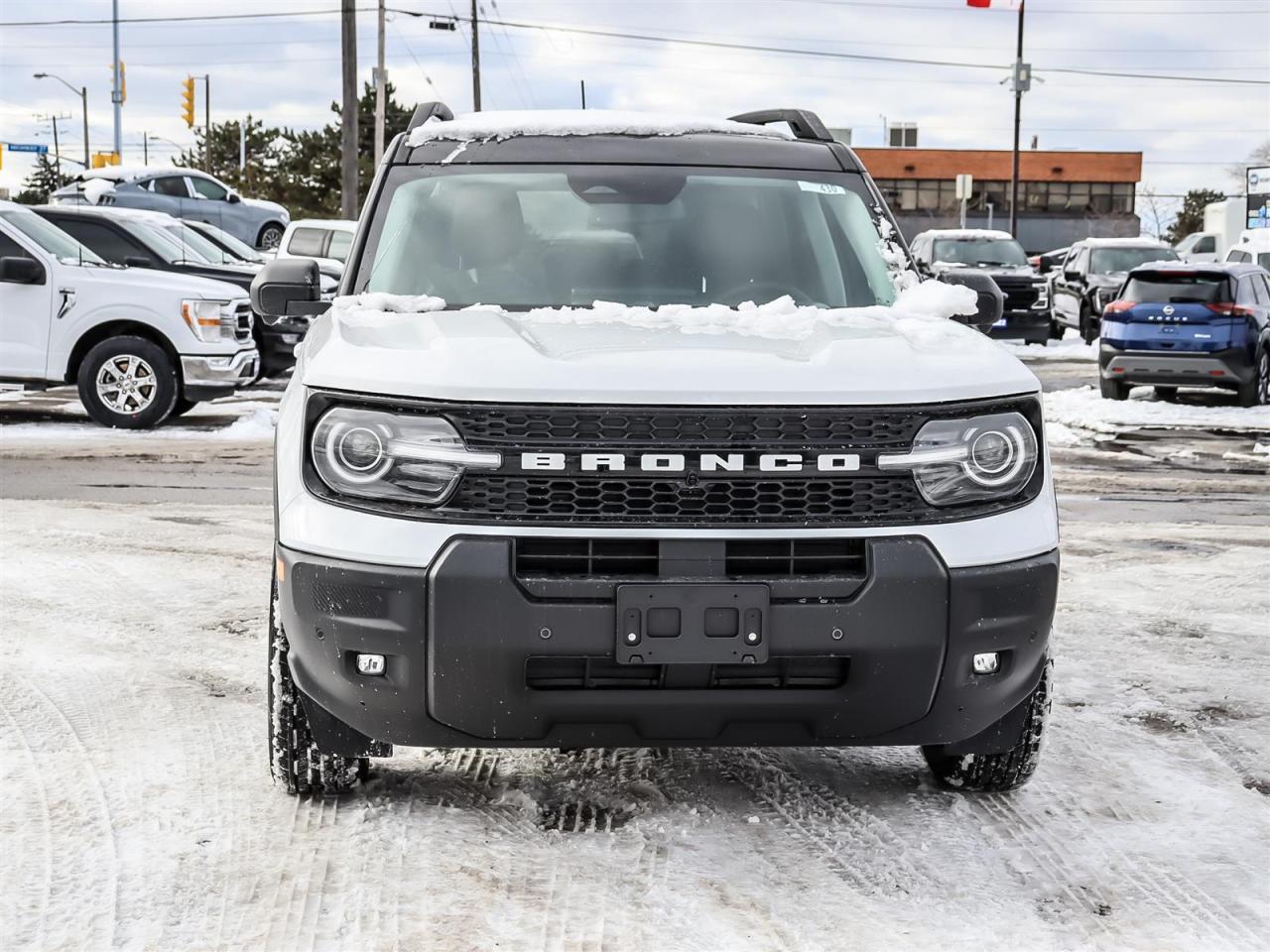 2025 Ford Bronco Sport Outer Banks Photo2