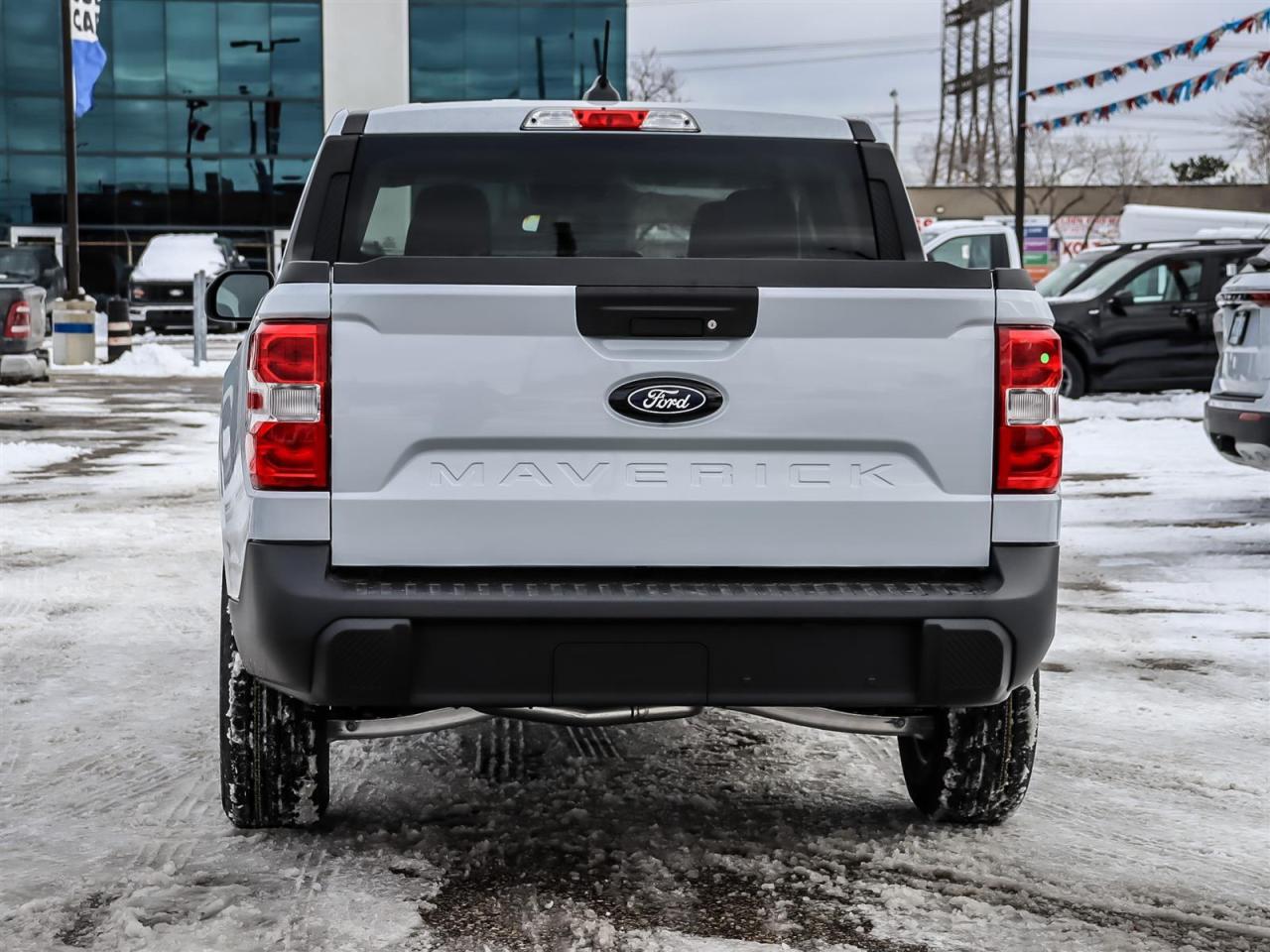 2026 Ford Maverick XL Photo4