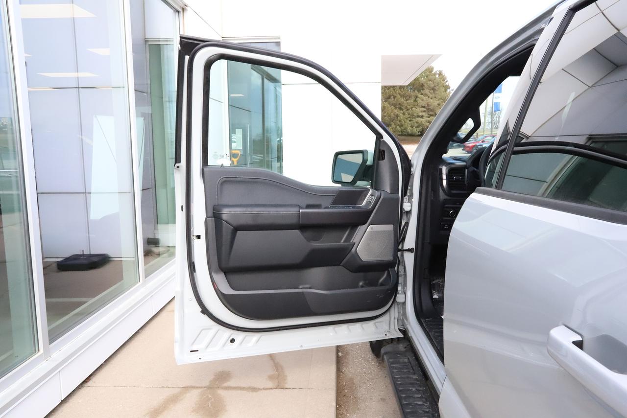 2026 Ford F-150 Lariat 4WD SuperCrew 5.5' Box Photo