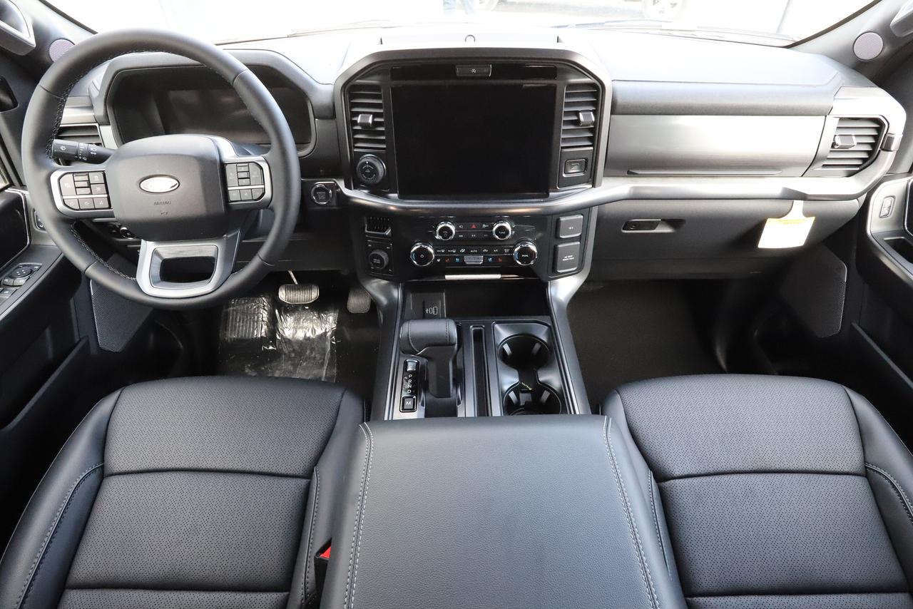 2026 Ford F-150 Lariat 4WD SuperCrew 5.5' Box Photo