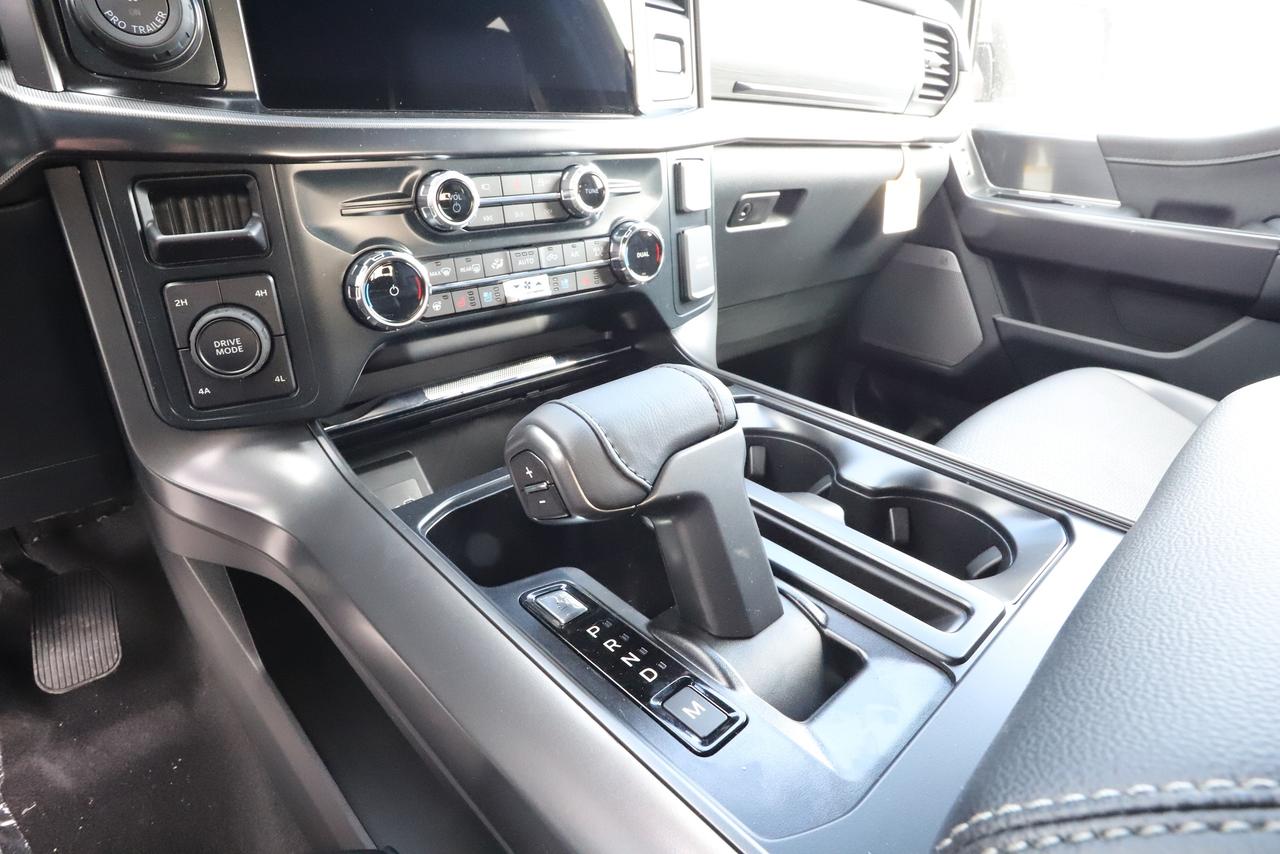 2026 Ford F-150 Lariat 4WD SuperCrew 5.5' Box Photo