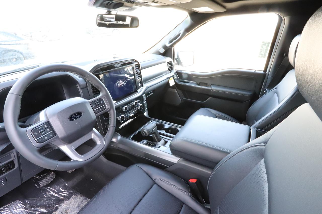 2026 Ford F-150 Lariat 4WD SuperCrew 5.5' Box Photo1