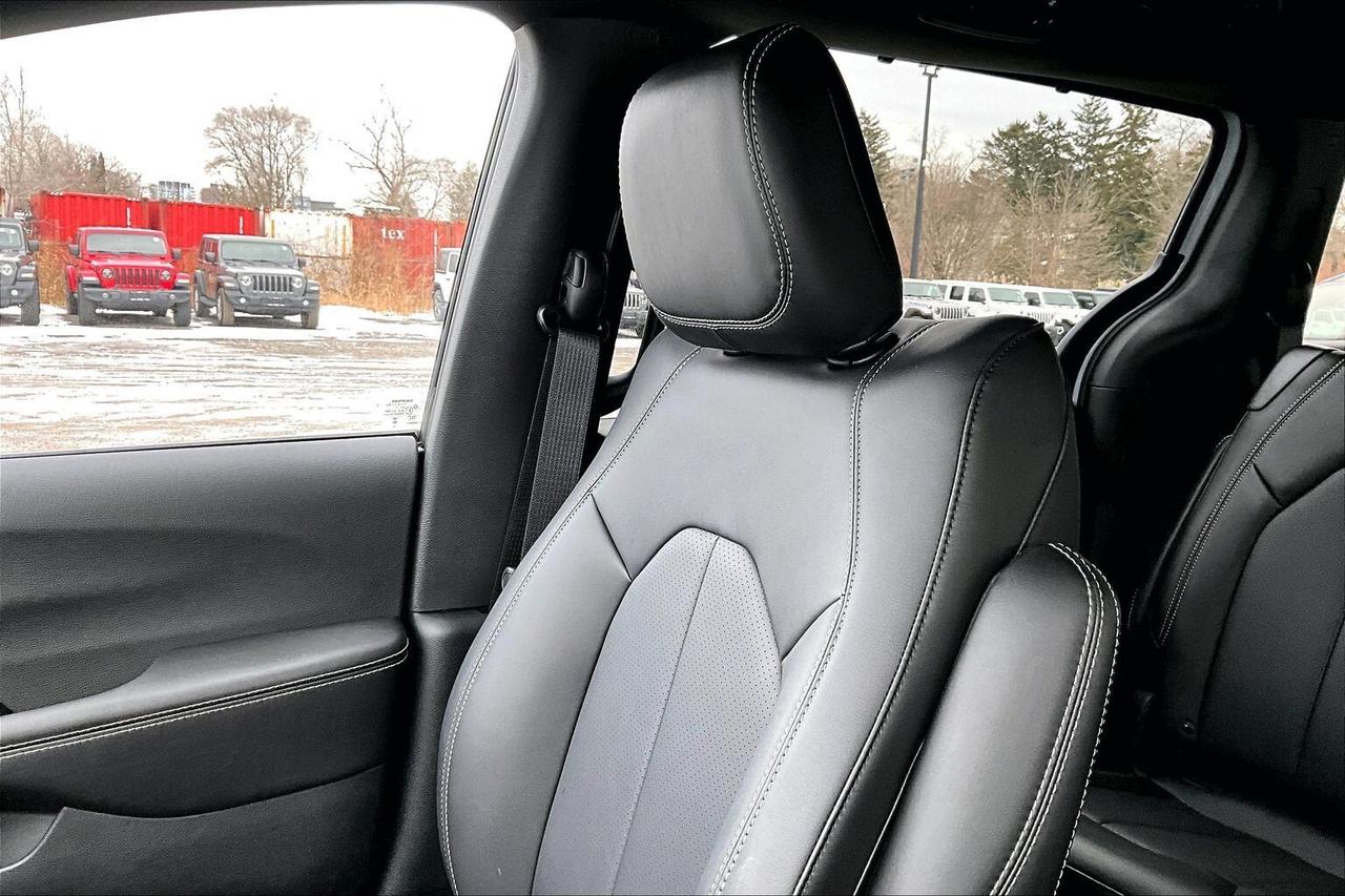 2026 Dodge Grand Caravan SXT | Power Doors & Lifgate | Leather | Stow N Go Photo