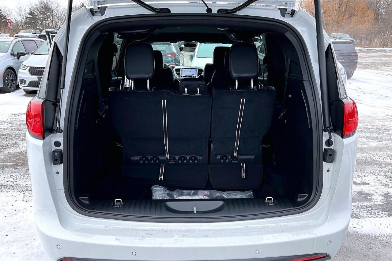 2026 Dodge Grand Caravan SXT | Power Doors & Lifgate | Leather | Stow N Go Photo