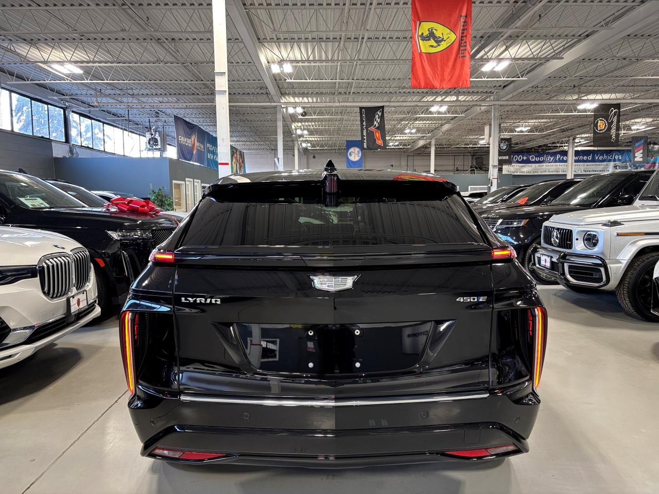 2024 Cadillac LYRIQ Tech|1SA|RWD|CLUSTERNAV|FULLPANOROOF|LEATHER|CAM|+ - Photo #5