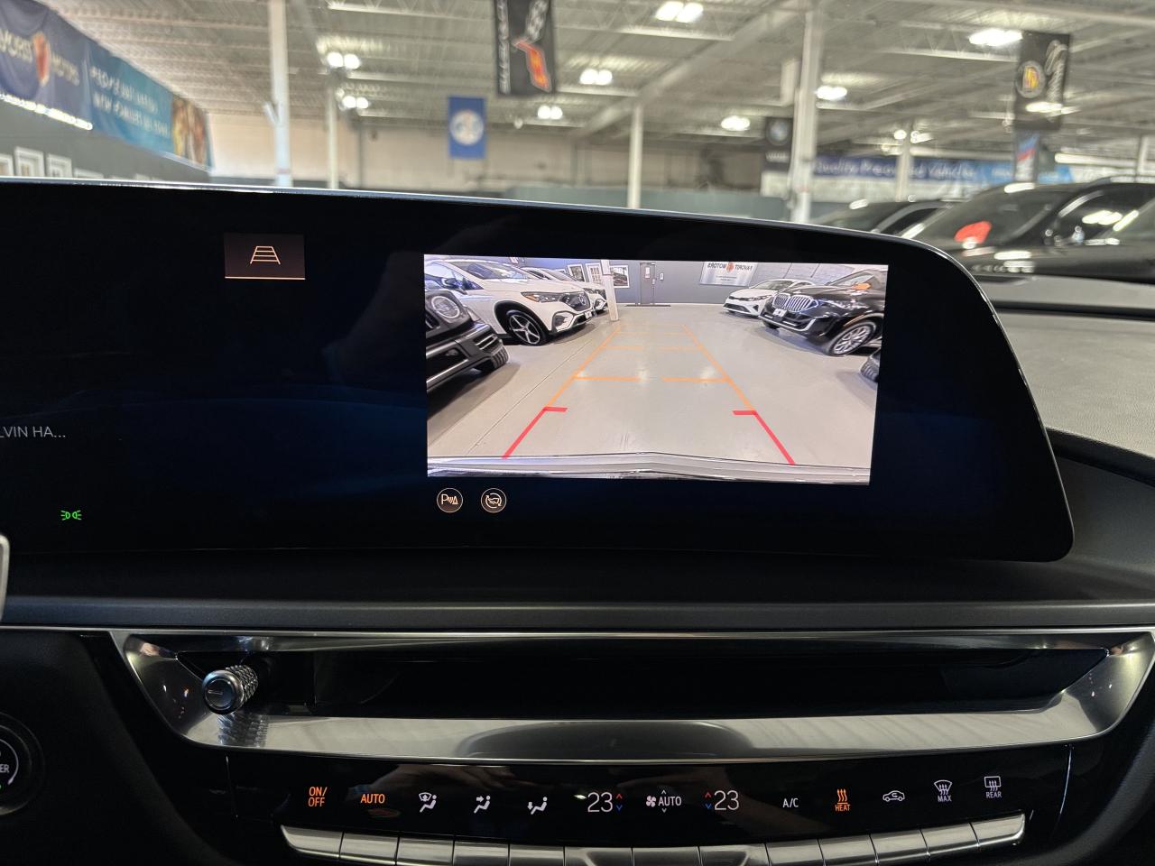 2024 Cadillac LYRIQ Tech|1SA|RWD|CLUSTERNAV|FULLPANOROOF|LEATHER|CAM|+ - Photo #39