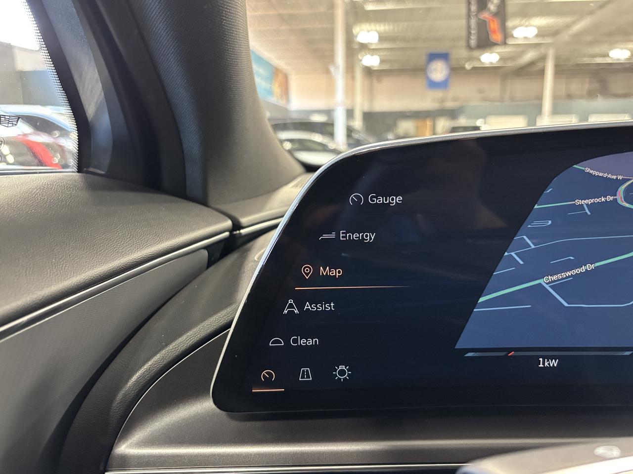 2024 Cadillac LYRIQ Tech|1SA|RWD|CLUSTERNAV|FULLPANOROOF|LEATHER|CAM|+ - Photo #45