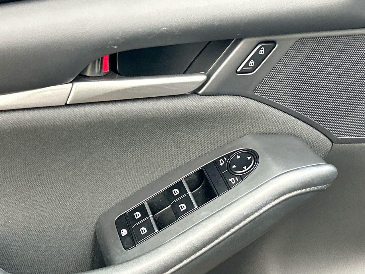 2023 Mazda MAZDA3 Sport GX at BRAND NEW REAR PADS AND ROTORS|HTD Seats Photo