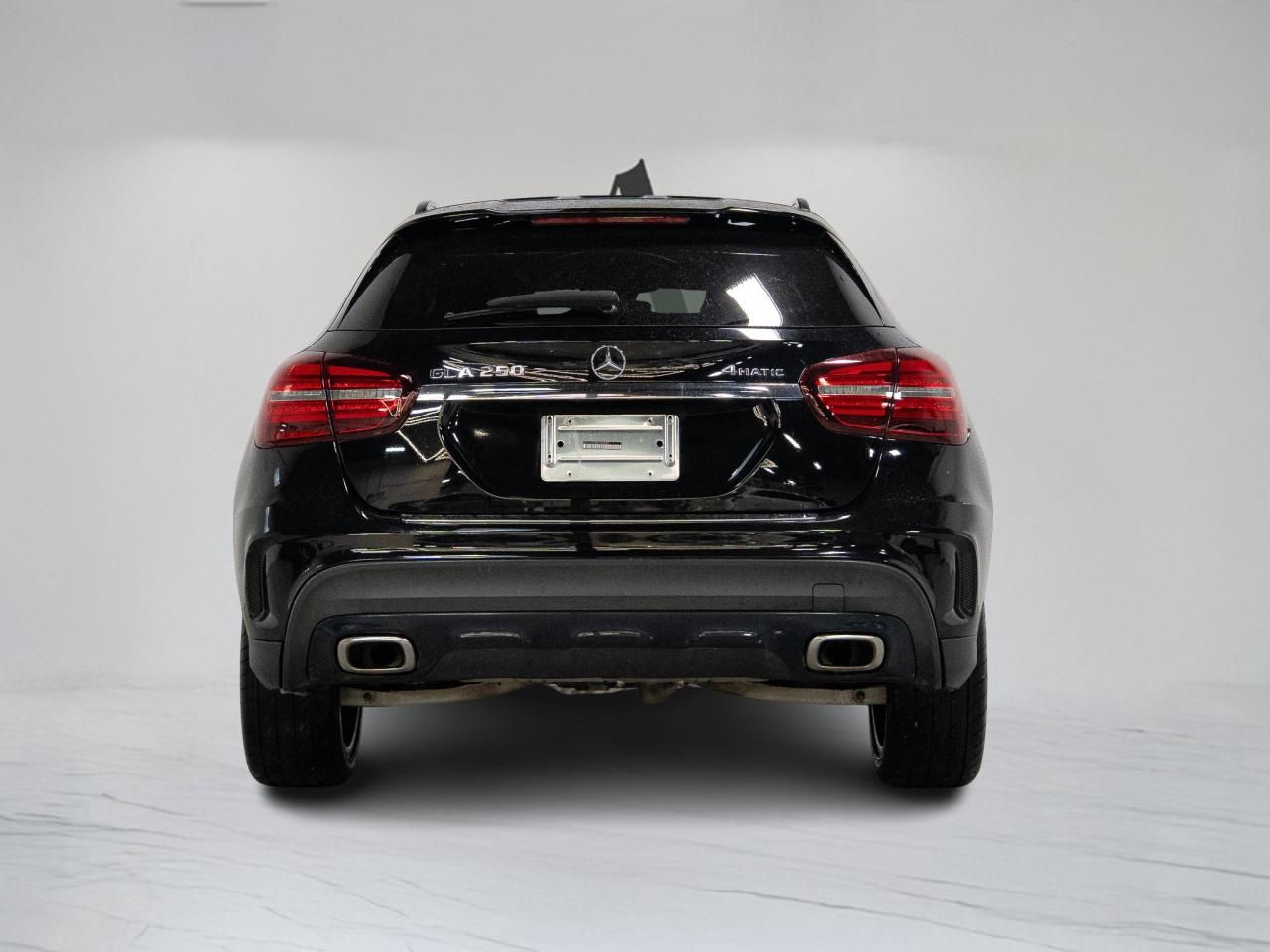 2020 Mercedes-Benz GLA 250 | AMG | PANO | WOOD TRIM Photo