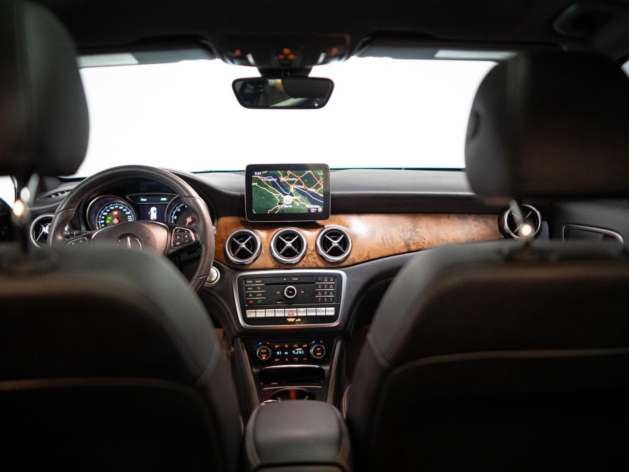 2020 Mercedes-Benz GLA 250 | AMG | PANO | WOOD TRIM Photo