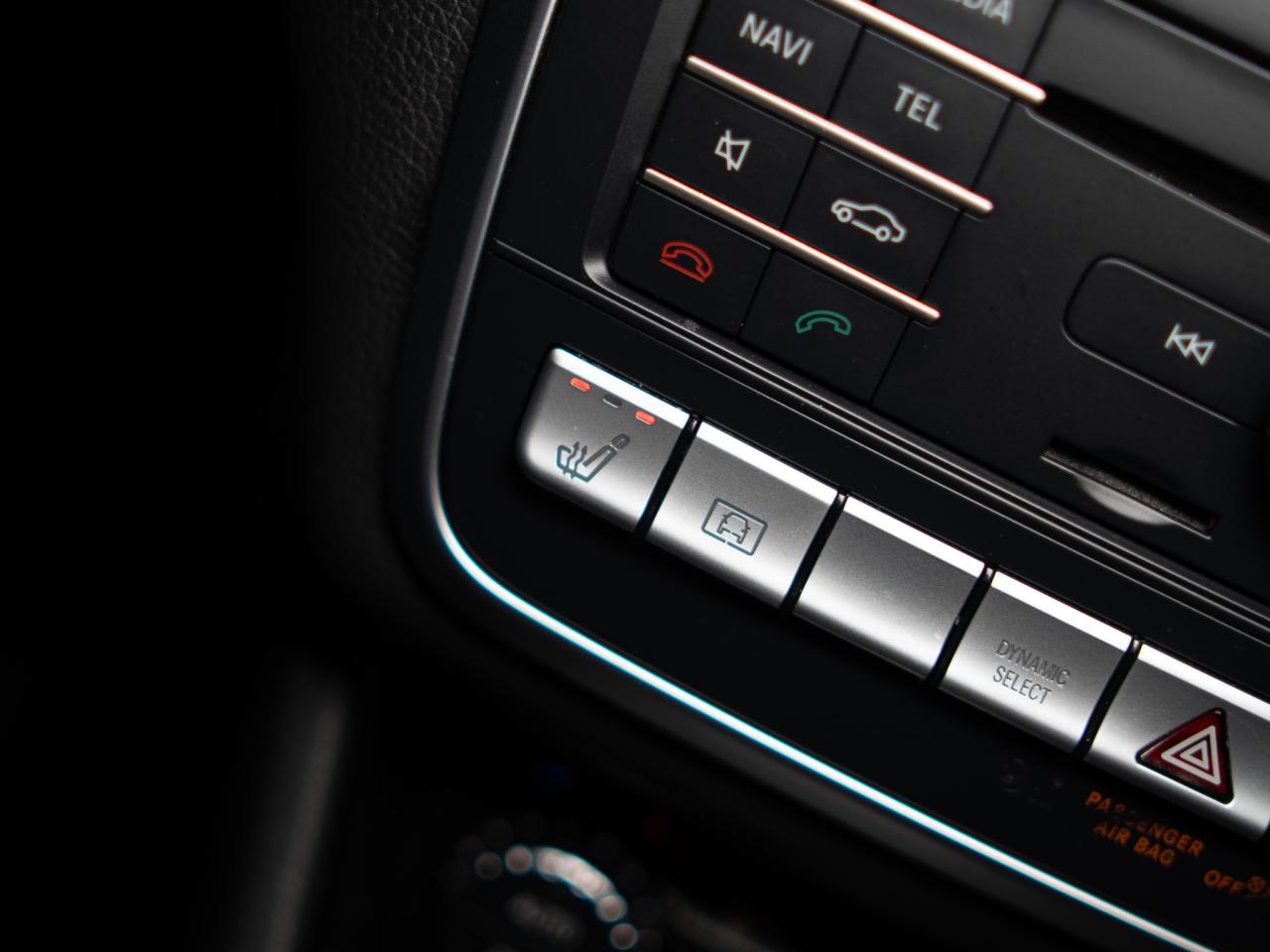 2020 Mercedes-Benz GLA 250 | AMG | PANO | WOOD TRIM Photo