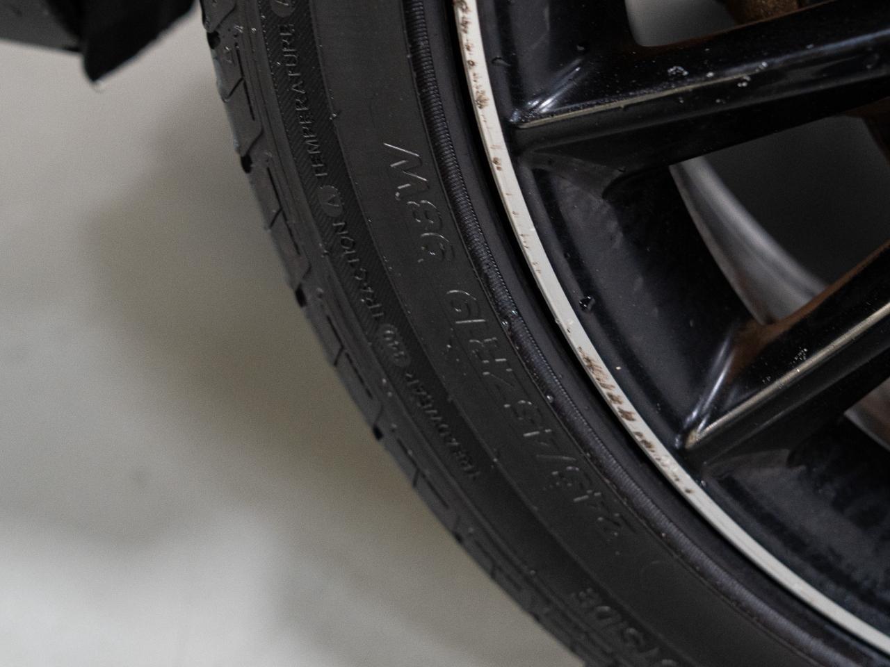 2020 Mercedes-Benz GLA 250 | AMG | PANO | WOOD TRIM Photo