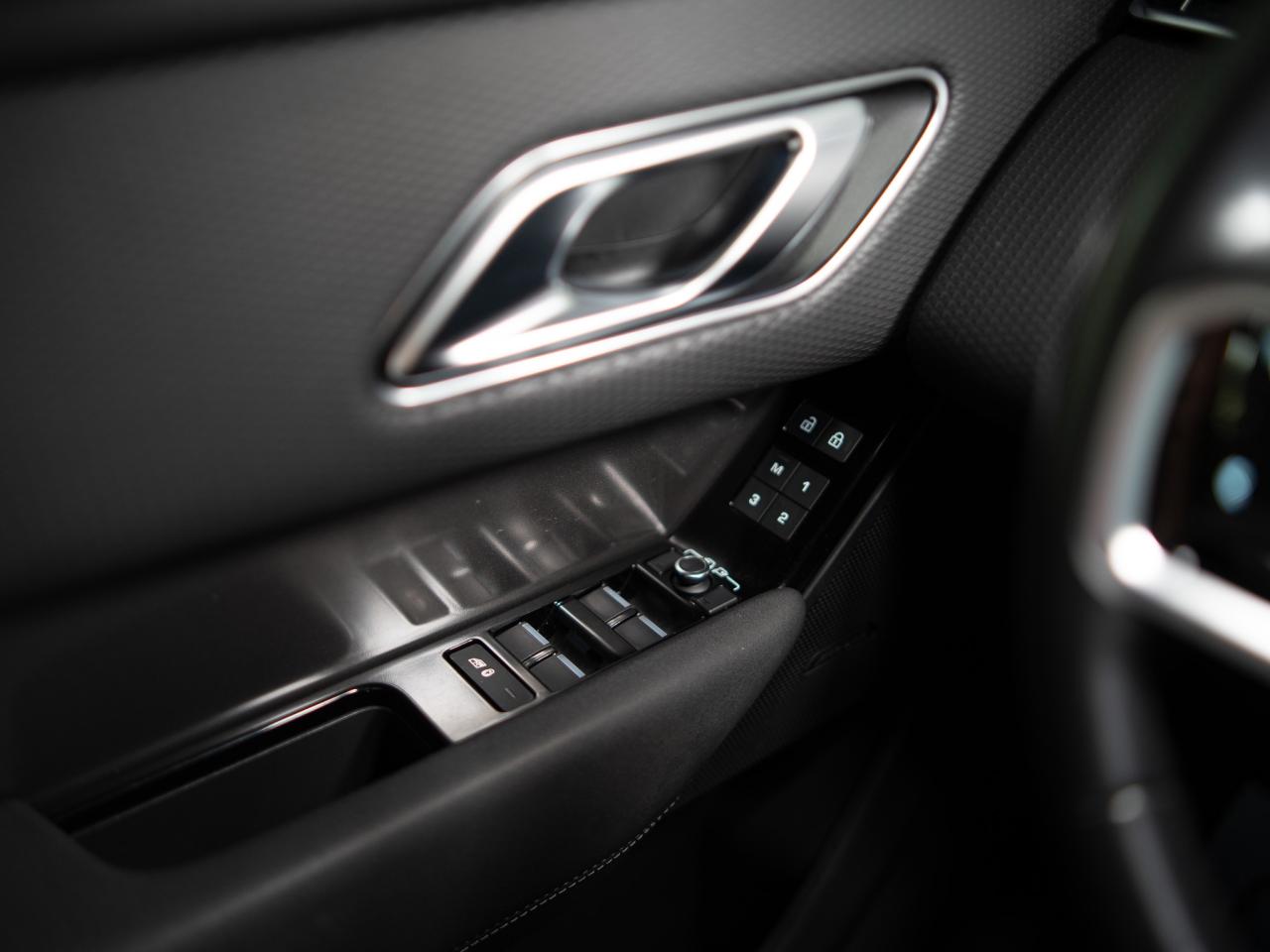 2022 Land Rover Range Rover Velar P250 | S | MERIDIAN | PANO Photo