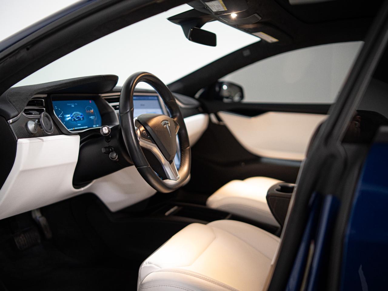 2017 Tesla Model S 75 | PANO | 19 IN Photo