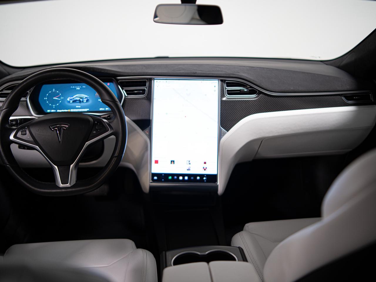 2017 Tesla Model S 75 | PANO | 19 IN Photo