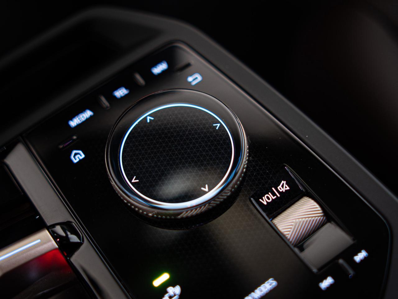 2023 BMW iX XDRIVE 50 | PREMIUM ESSENTIAL PKG | SPORT PKG Photo