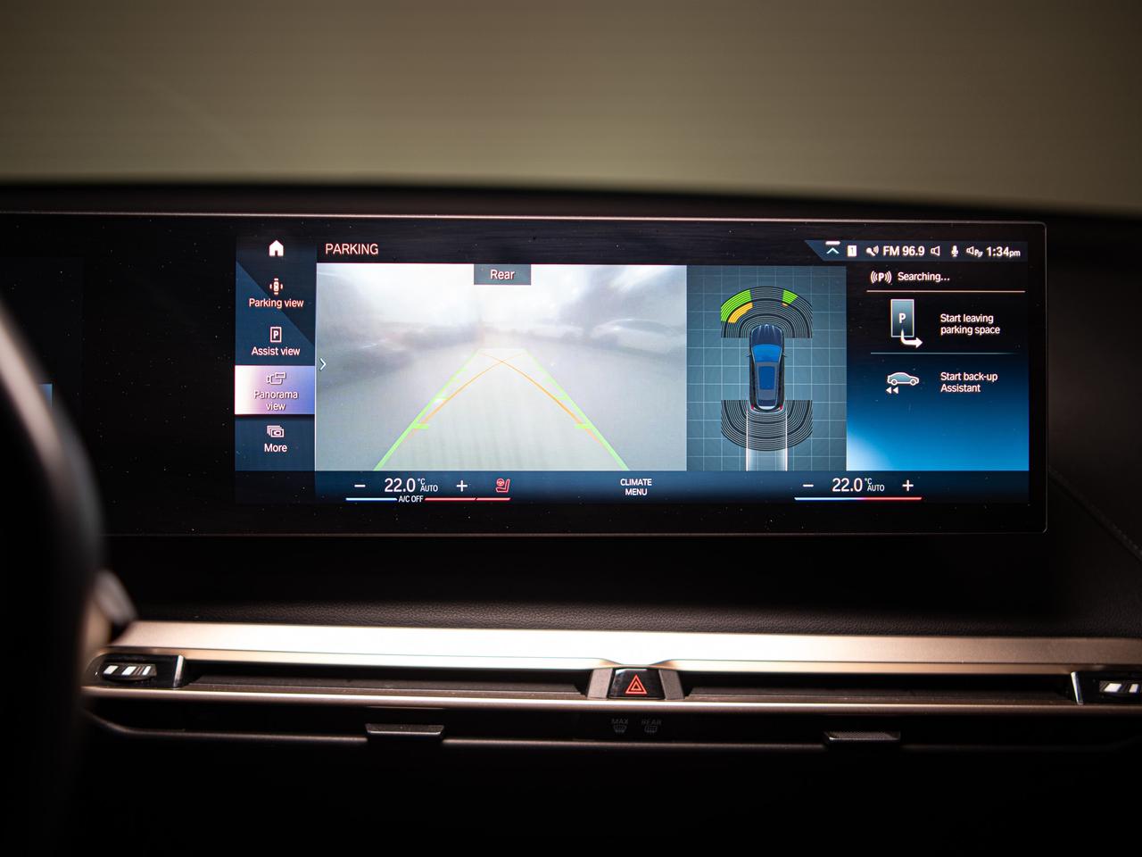 2023 BMW iX XDRIVE 50 | PREMIUM ESSENTIAL PKG | SPORT PKG Photo