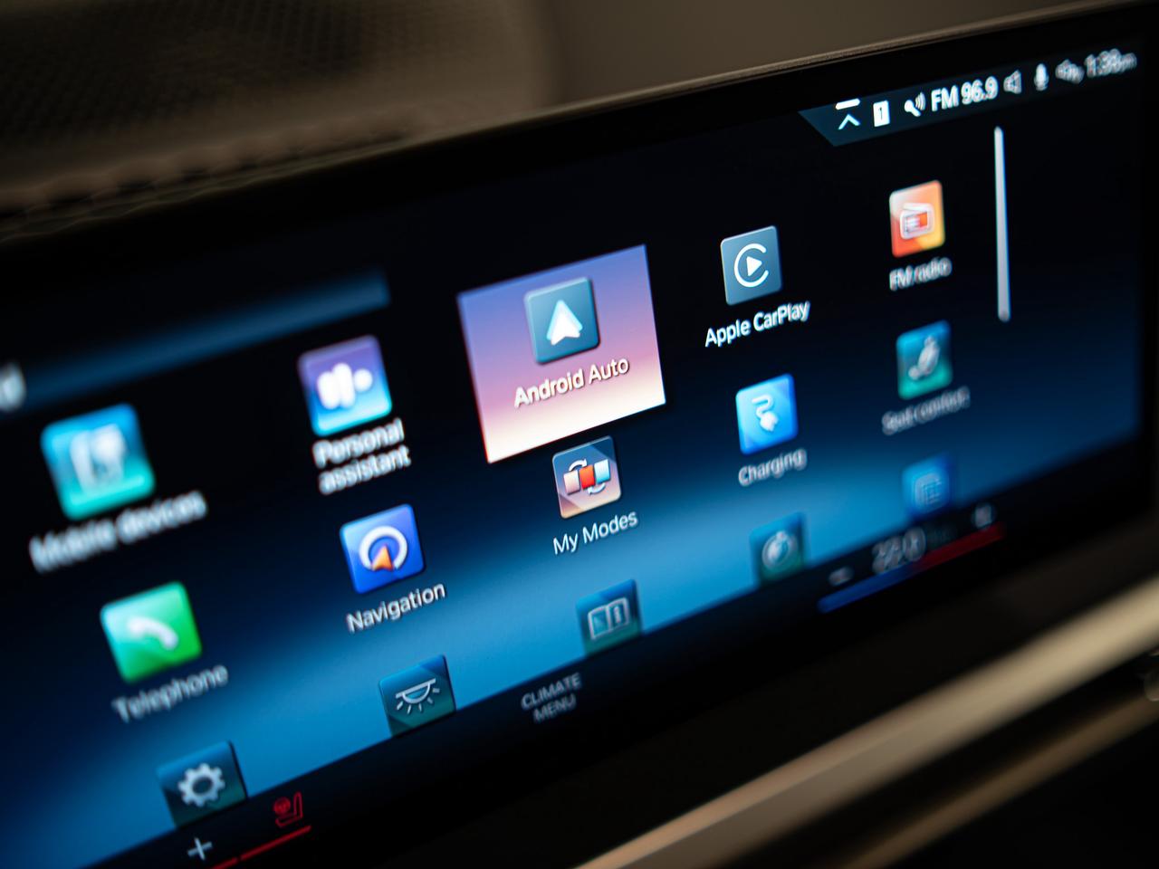 2023 BMW iX XDRIVE 50 | PREMIUM ESSENTIAL PKG | SPORT PKG Photo