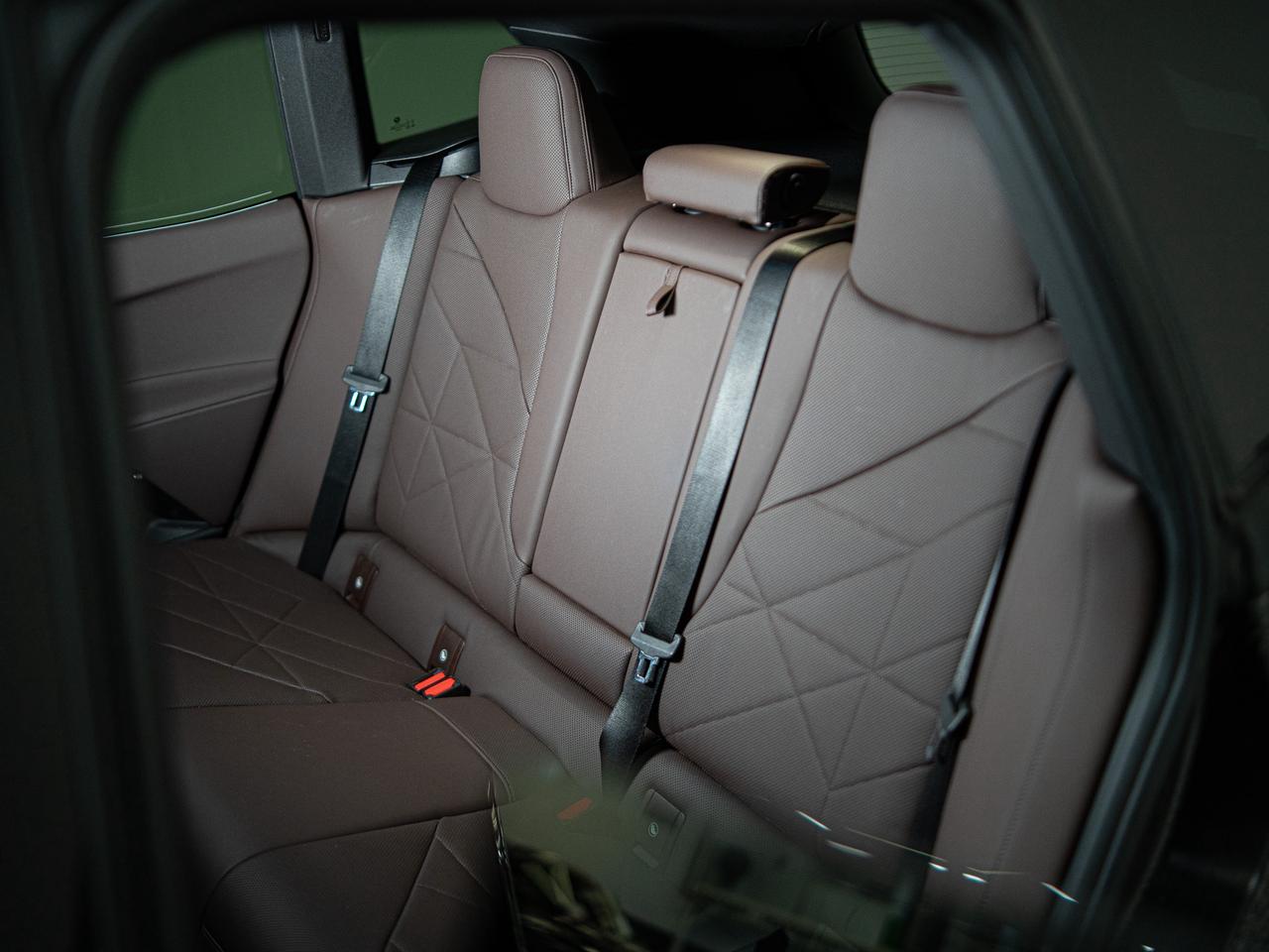 2023 BMW iX XDRIVE 50 | PREMIUM ESSENTIAL PKG | SPORT PKG Photo