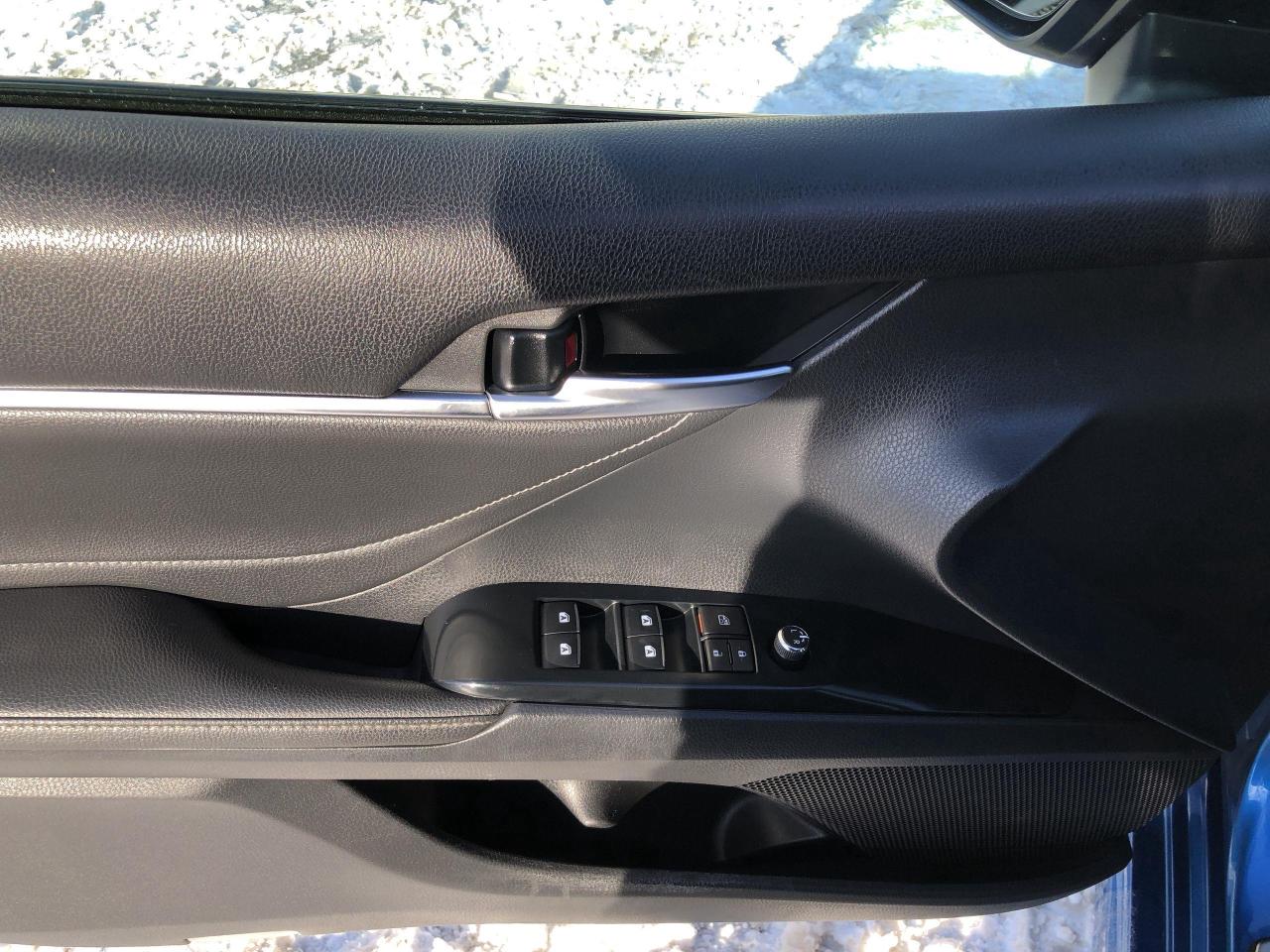 2018 Toyota Camry XSE V6 LEATHER, HUDS, PANO. ROOF, JBL SOUND, BLIS, Photo