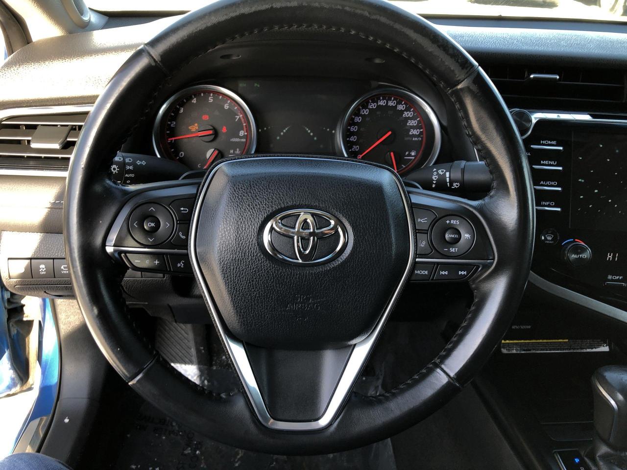 2018 Toyota Camry XSE V6 LEATHER, HUDS, PANO. ROOF, JBL SOUND, BLIS, Photo