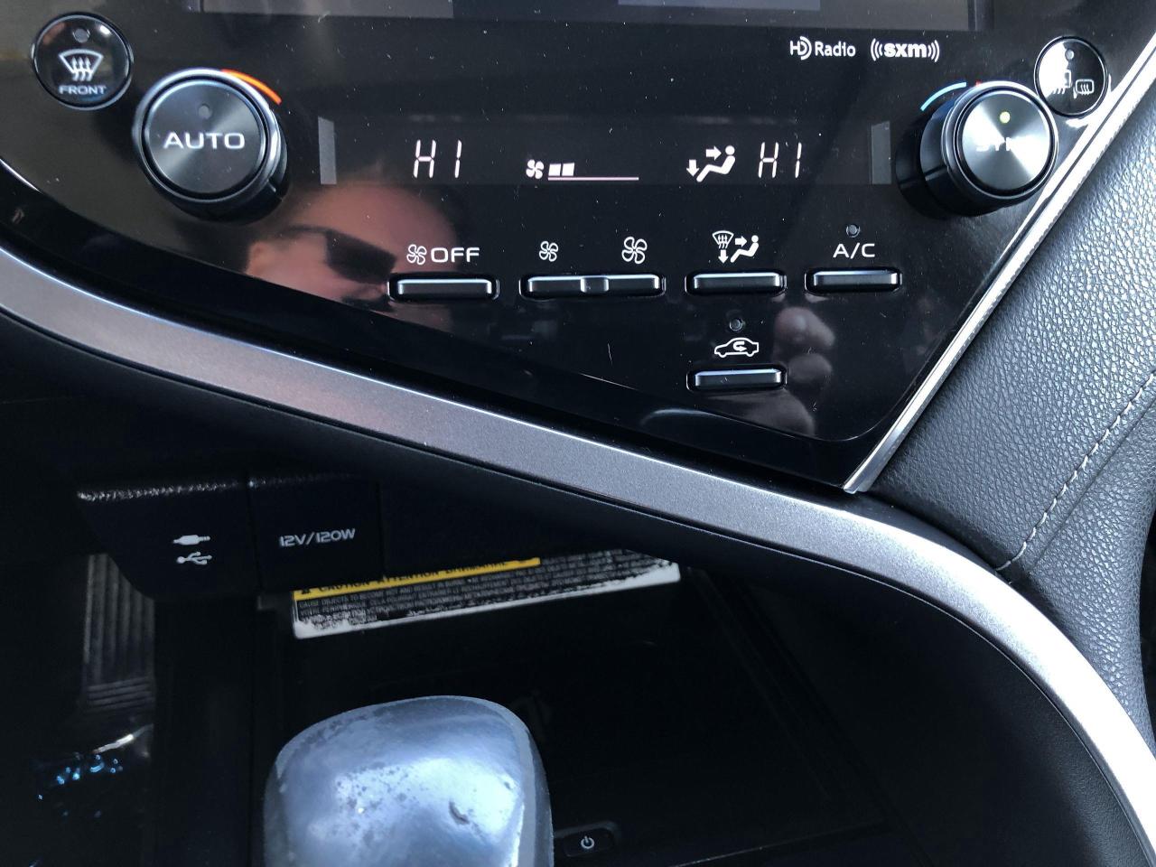 2018 Toyota Camry XSE V6 LEATHER, HUDS, PANO. ROOF, JBL SOUND, BLIS, Photo