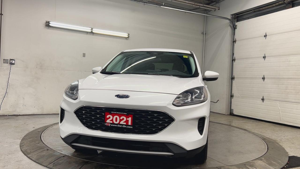 2021 Ford Escape SE AWD | HTD SEATS |CARPLAY | REMOTE START |ALLOYS Photo3