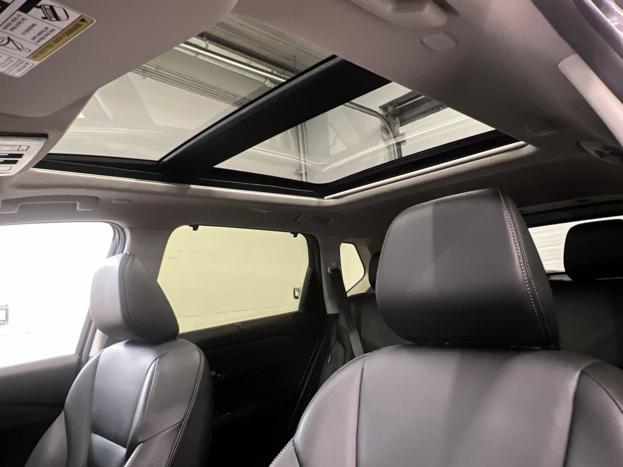 2024 Nissan Rogue SL PREMIUM AWD | HTD LEATHER | PANO ROOF | CARPLAY Photo