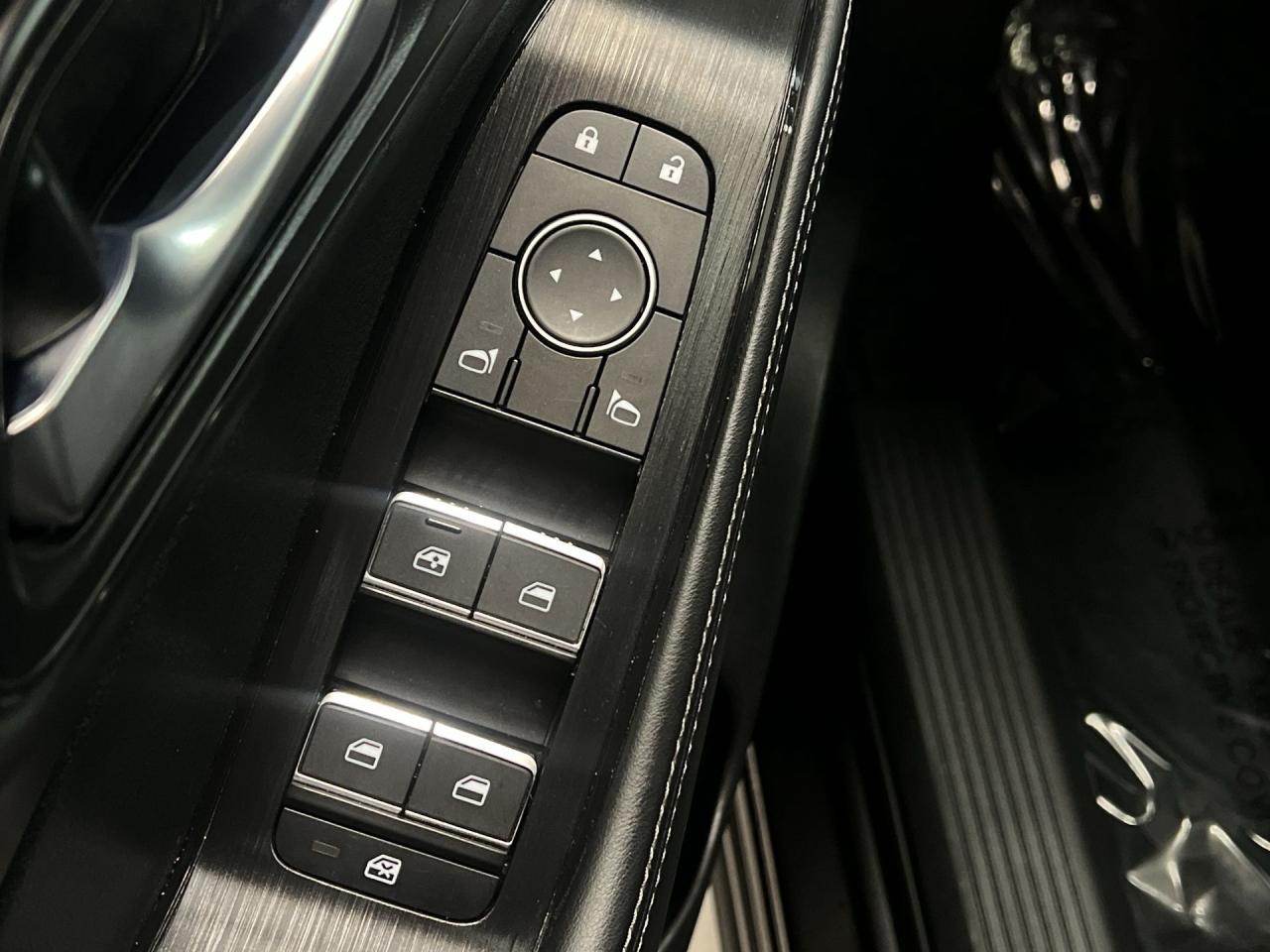 2024 Nissan Rogue SL PREMIUM AWD | HTD LEATHER | PANO ROOF | CARPLAY Photo