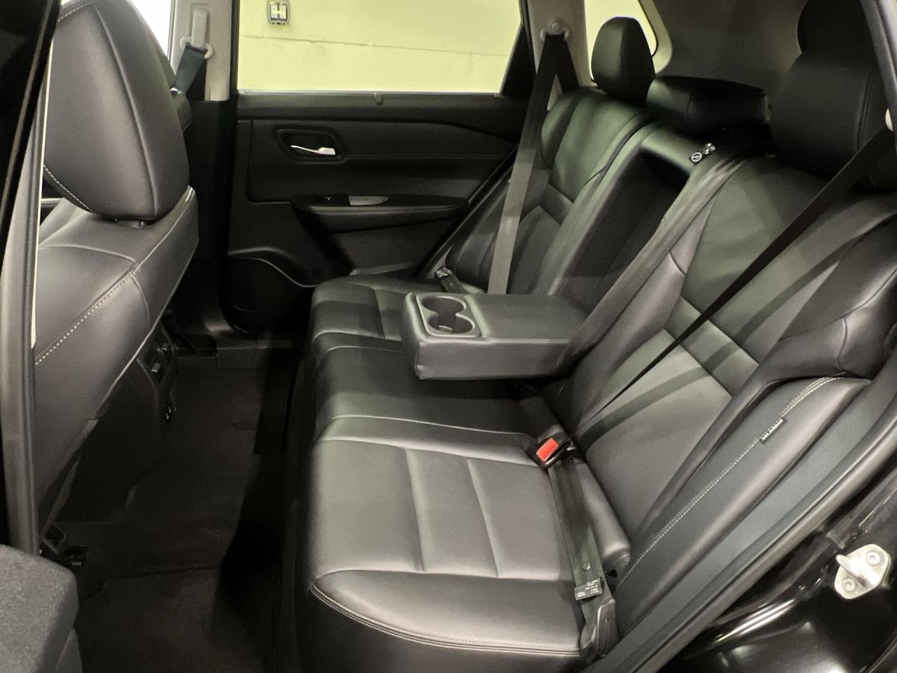 2024 Nissan Rogue SL PREMIUM AWD | HTD LEATHER | PANO ROOF | CARPLAY Photo
