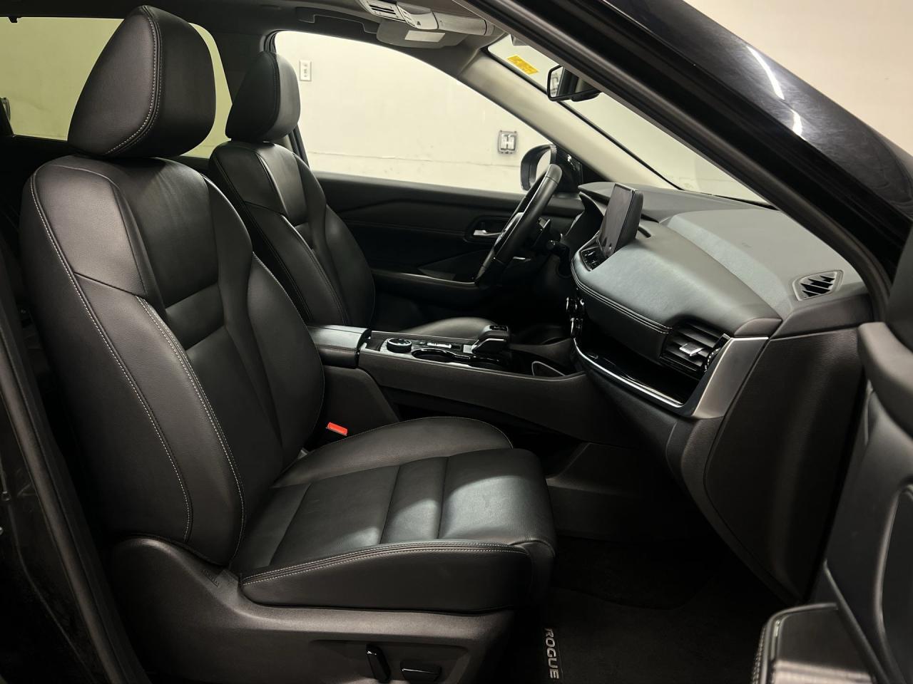 2024 Nissan Rogue SL PREMIUM AWD | HTD LEATHER | PANO ROOF | CARPLAY Photo