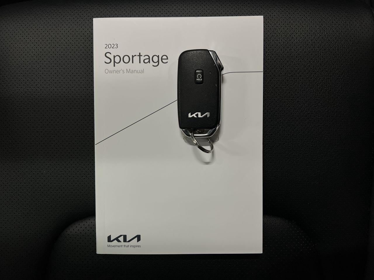 2023 Kia Sportage EX AWD | HTD LEATHER | PANO ROOF | CARPLAY | NAV Photo