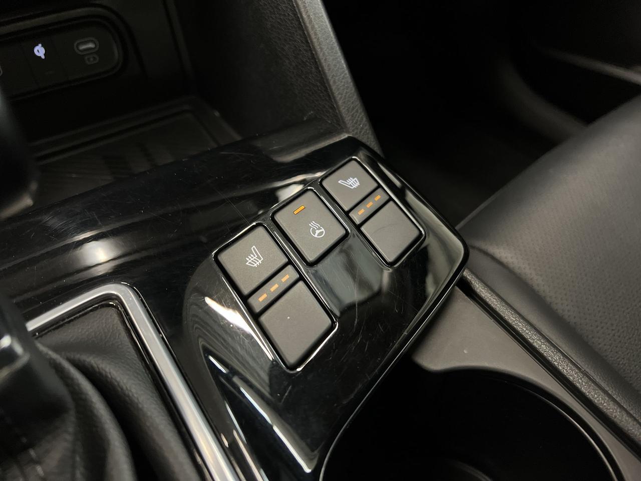 2023 Kia Sportage EX AWD | HTD LEATHER | PANO ROOF | CARPLAY | NAV Photo