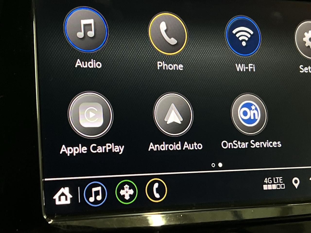 2022 Buick Encore AWD | CARPLAY |Leather | BLIND SPOT |REAR CAM |A/C Photo