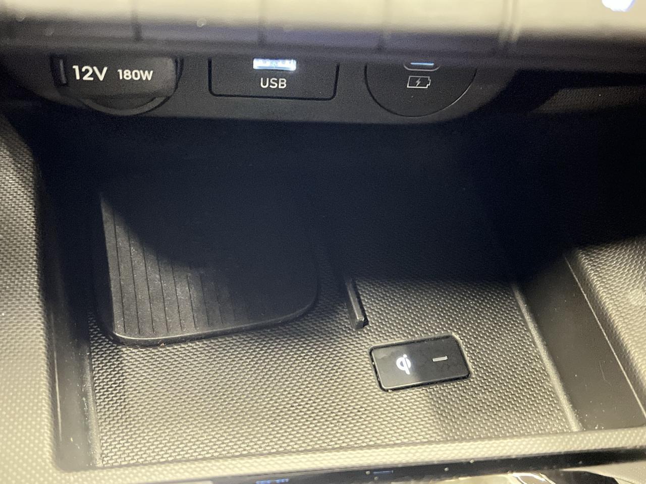 2024 Hyundai Elantra LUXURY |HTD LEATHER | SUNROOF |REMOTE START | A/C Photo