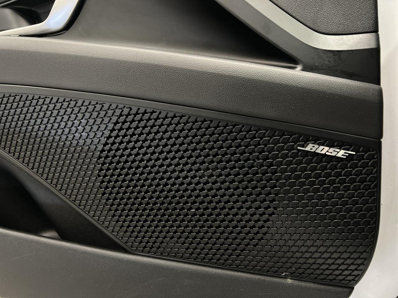 2024 Hyundai Elantra LUXURY |HTD LEATHER | SUNROOF |REMOTE START | A/C Photo