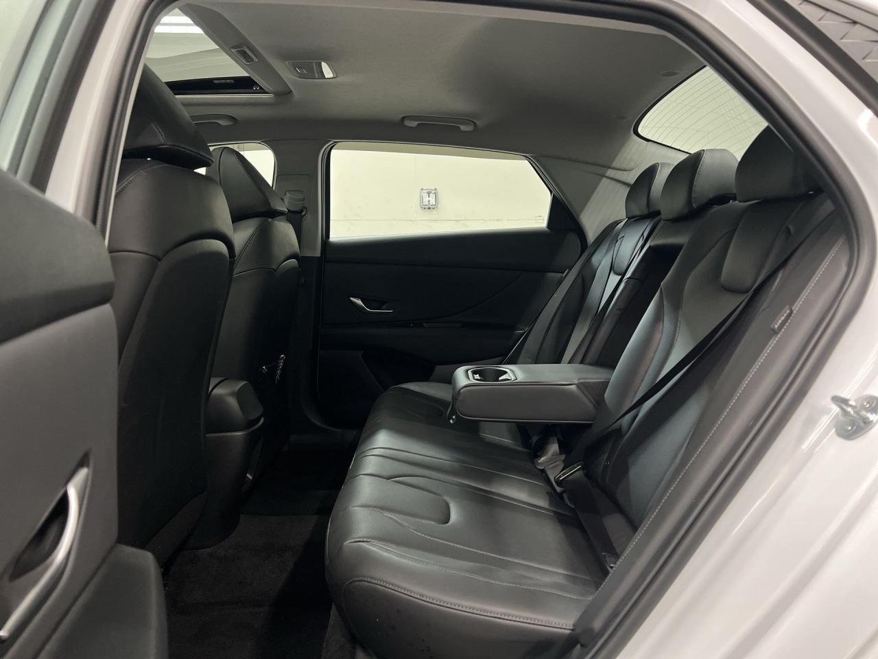 2024 Hyundai Elantra LUXURY |HTD LEATHER | SUNROOF |REMOTE START | A/C Photo