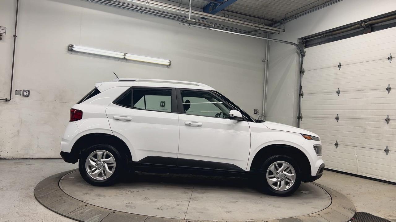 2024 Hyundai Venue PREFERRED |HTD SEATS |CARPLAY | REMOTE START | A/C Photo