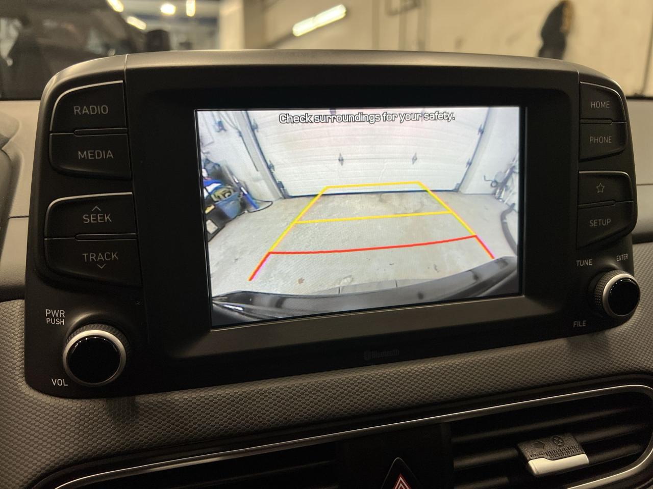 2020 Hyundai KONA LOW KMS| HEATED SEATS | ALLOYS | CARPLAY |REAR CAM Photo