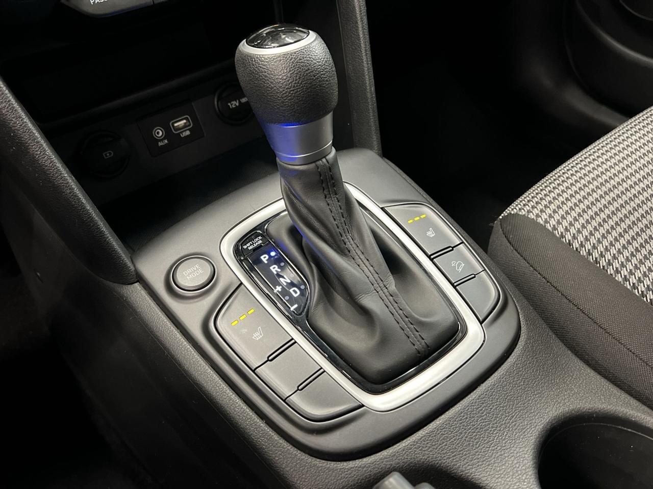 2020 Hyundai KONA LOW KMS| HEATED SEATS | ALLOYS | CARPLAY |REAR CAM Photo