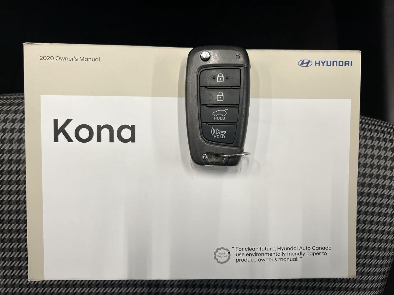 2020 Hyundai KONA LOW KMS| HEATED SEATS | ALLOYS | CARPLAY |REAR CAM Photo