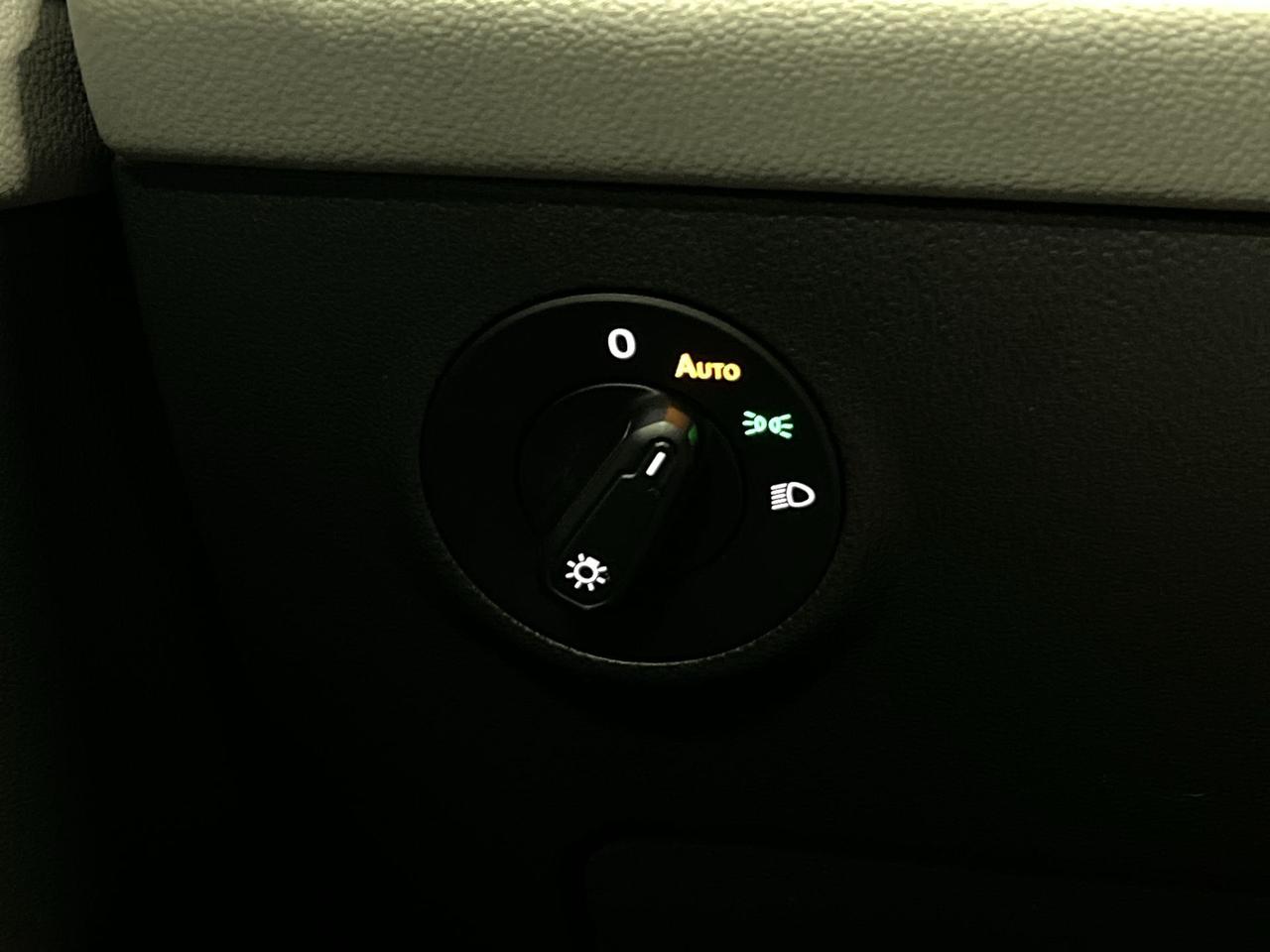 2024 Volkswagen Taos COMFORTLINE | HTD LEATHER | CARPLAY | REMOTE START Photo