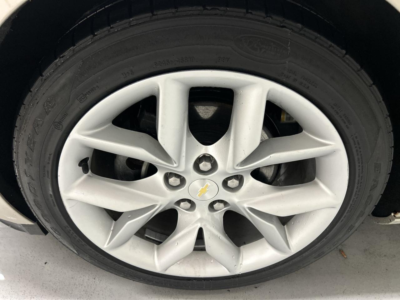 2014 Chevrolet Impala LT V6| ONLY 42,000 KMS | LEATHER | REAR CAM | BOSE Photo