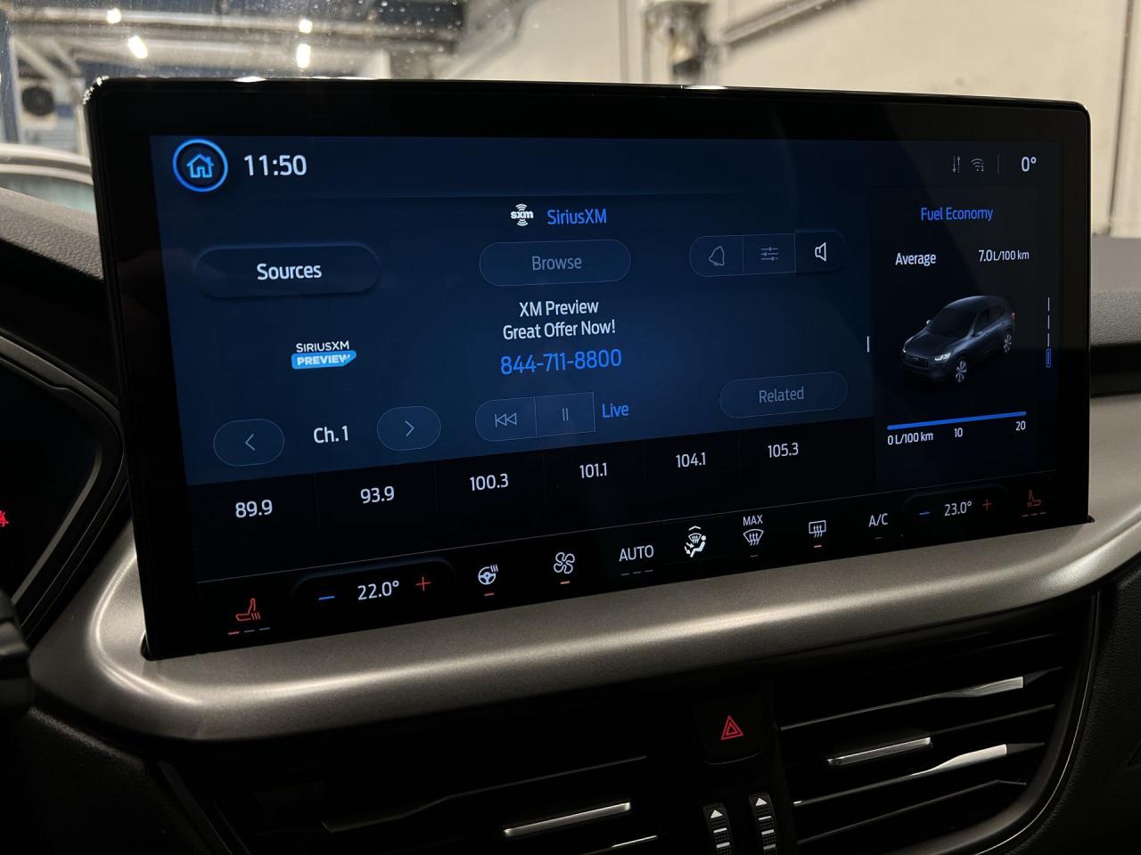 2023 Ford Escape PLUG-IN HYBRID | LEATHER | CARPLAY | REMOTE START Photo