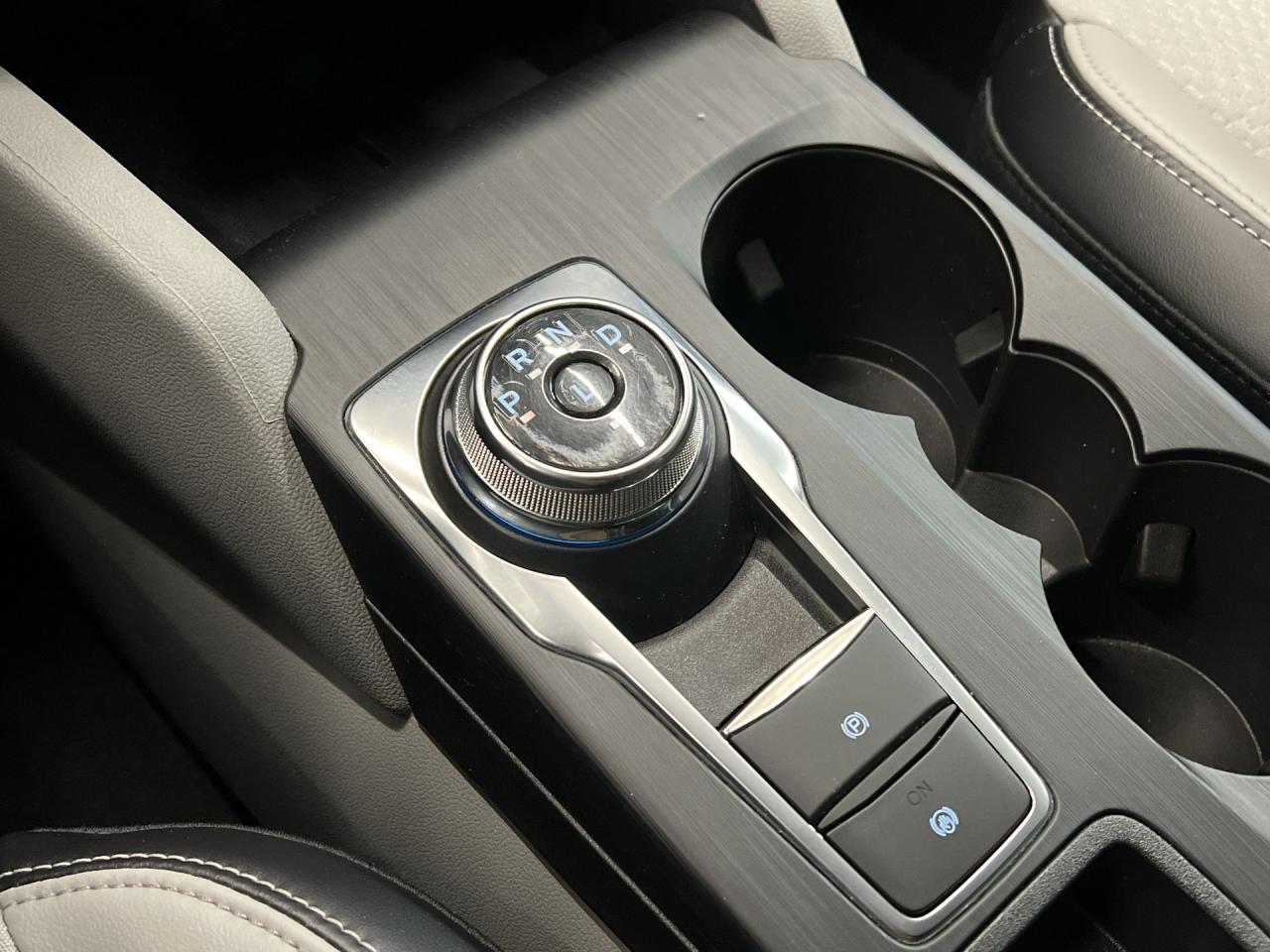 2023 Ford Escape PLUG-IN HYBRID | LEATHER | CARPLAY | REMOTE START Photo