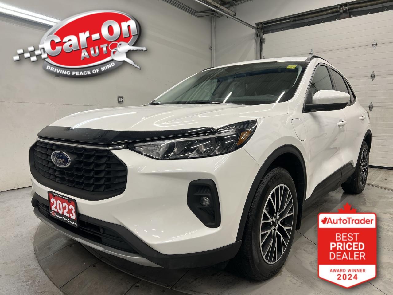 2023 Ford Escape PLUG-IN HYBRID | LEATHER | CARPLAY | REMOTE START Photo