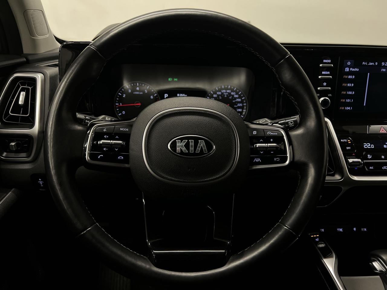 2021 Kia Sorento X-LINE AWD | HTD SEATS | CARPLAY | REMOTE START Photo