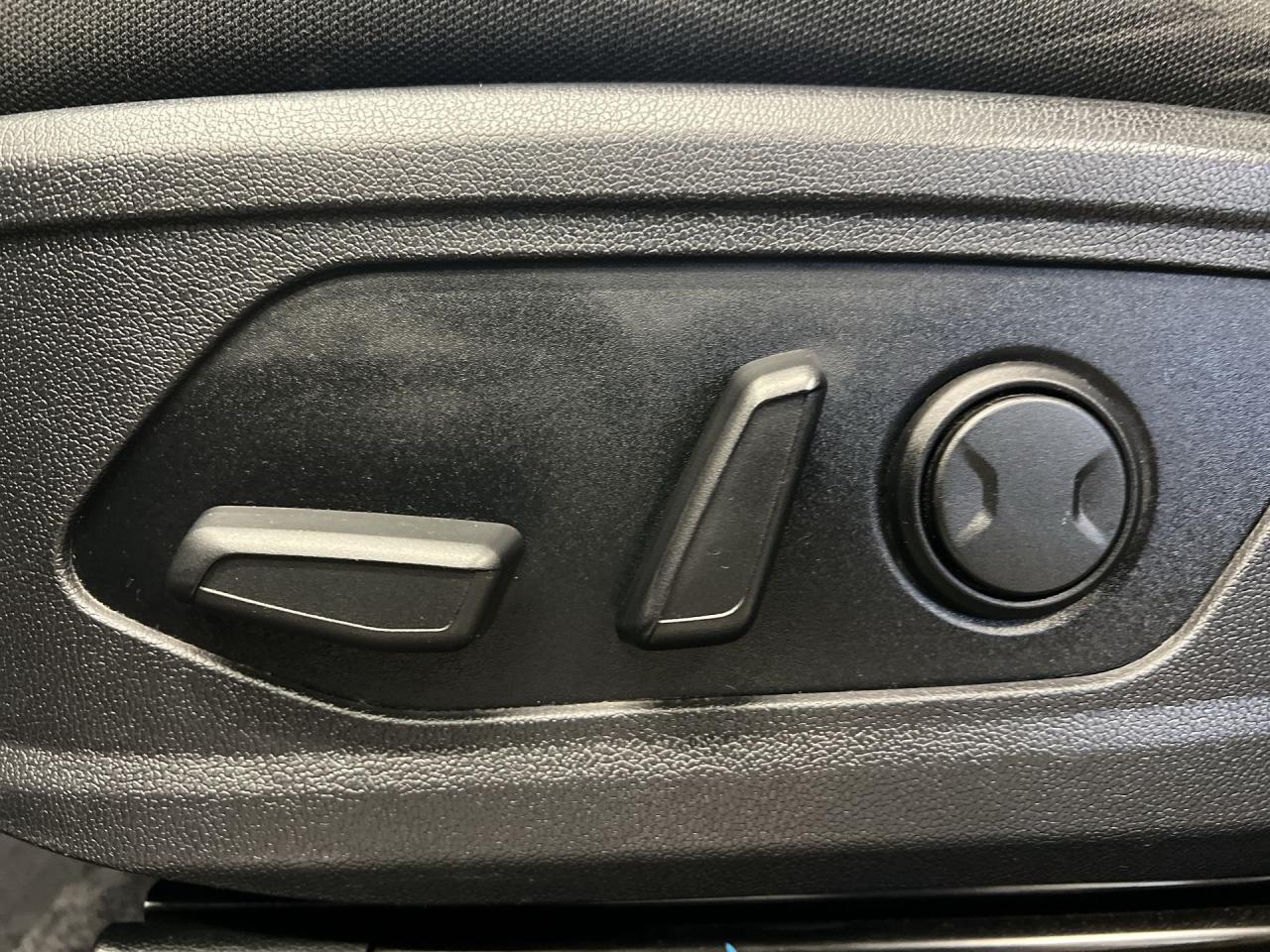 2021 Kia Sorento X-LINE AWD | HTD SEATS | CARPLAY | REMOTE START Photo